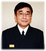 消防庁長官　岡崎氏