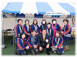 愛知県知事と参加クラブ員