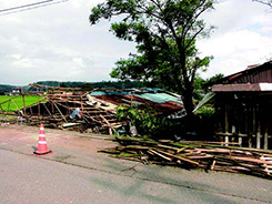平成27年台風第15号の被災現場(熊本県山鹿市)(山鹿市提供)